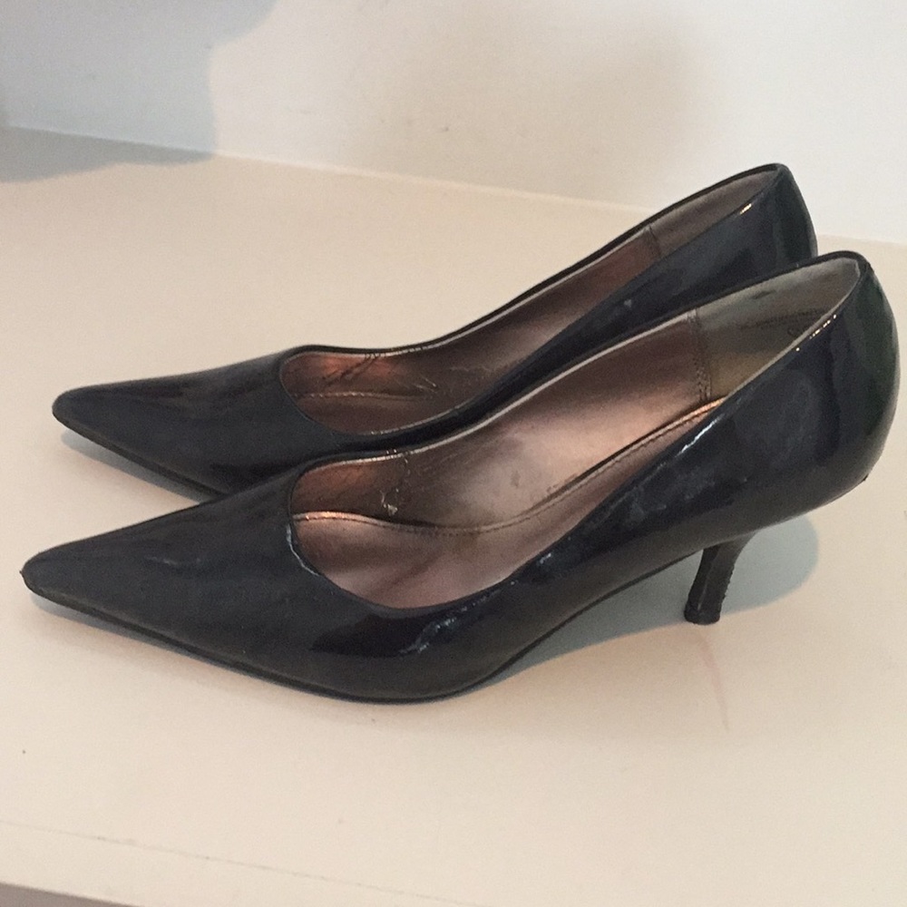 Shoes - Picture 2 of 2